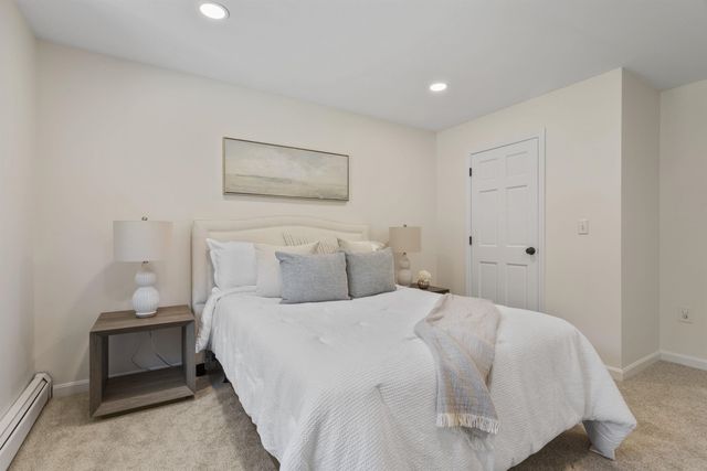 21 Bear Path, Hampton, NH 03842