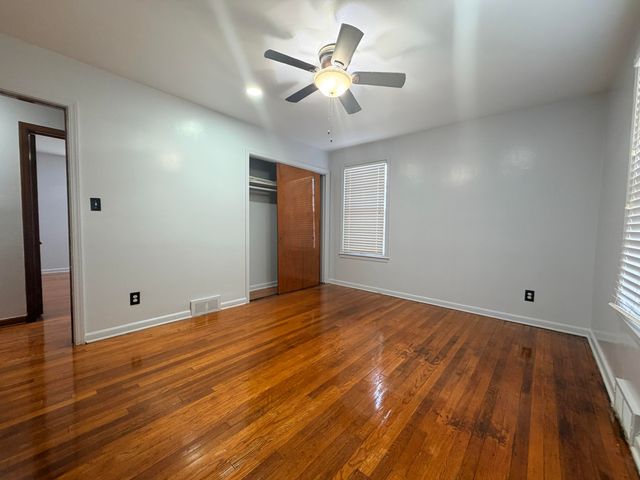 18759 Huntington Avenue, Harper Woods, MI 48225