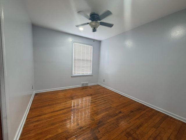 18759 Huntington Avenue, Harper Woods, MI 48225