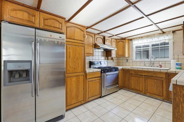 3121 N Los Coyotes Diagonal, Long Beach, CA 90808