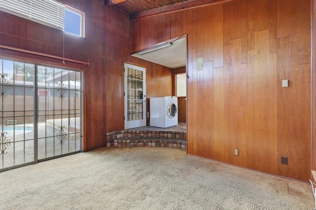 3121 N Los Coyotes Diagonal, Long Beach, CA 90808