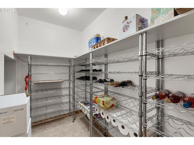 88369 TIMBERLINE Dr, Veneta, OR 97487