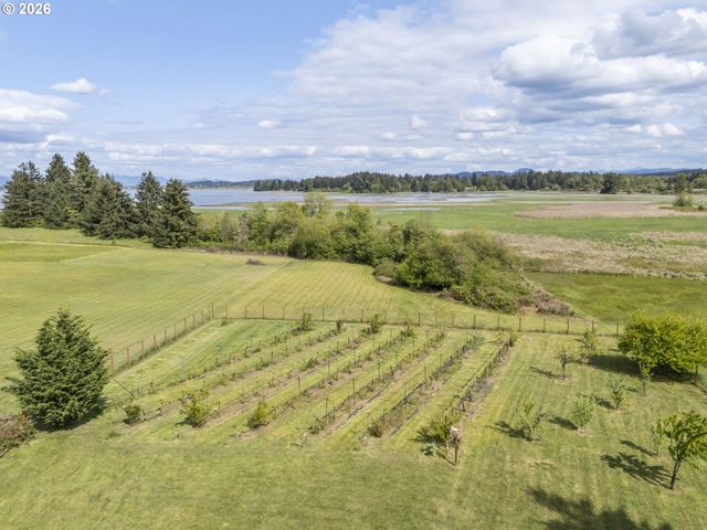 88369 TIMBERLINE Dr, Veneta, OR 97487