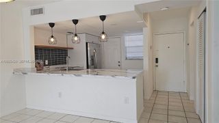 20200 NE 29th Court N213, Aventura, FL 33180
