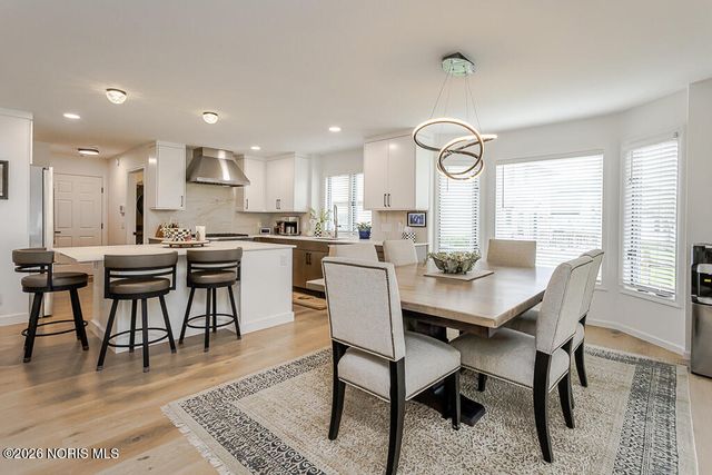 6744 W Meadows Lane, Maumee, OH 43537