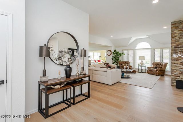 6744 W Meadows Lane, Maumee, OH 43537