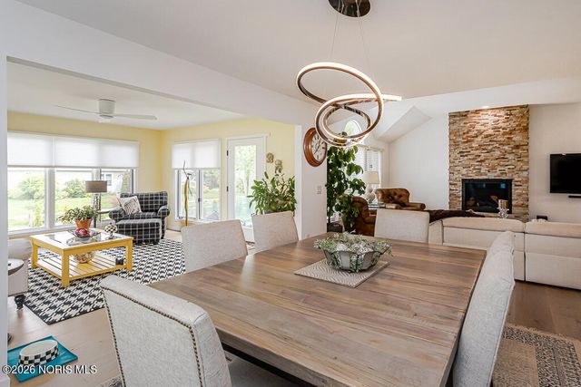 6744 W Meadows Lane, Maumee, OH 43537