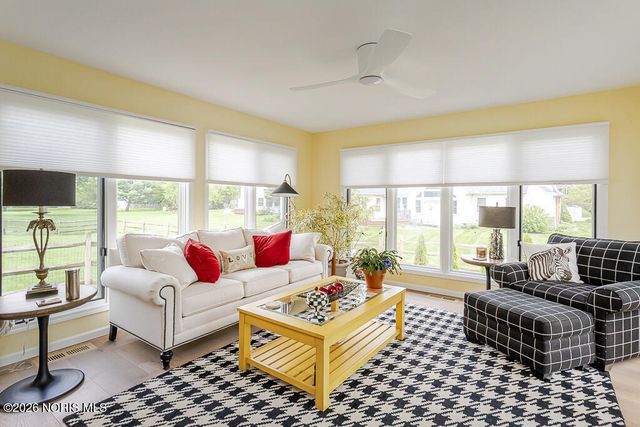 6744 W Meadows Lane, Maumee, OH 43537