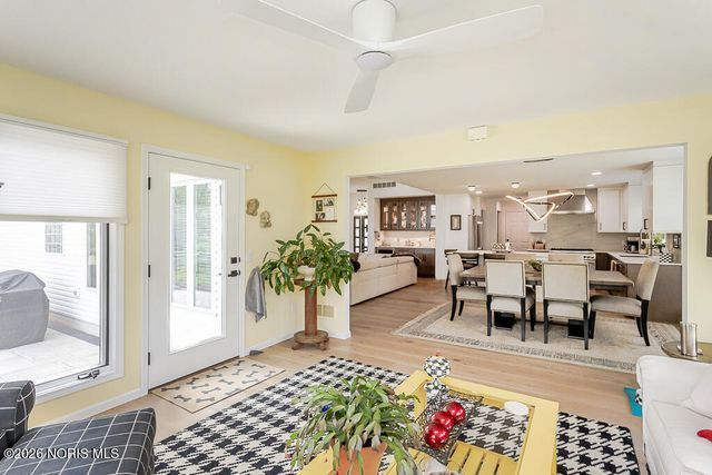 6744 W Meadows Lane, Maumee, OH 43537