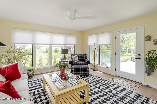 6744 W Meadows Lane, Maumee, OH 43537