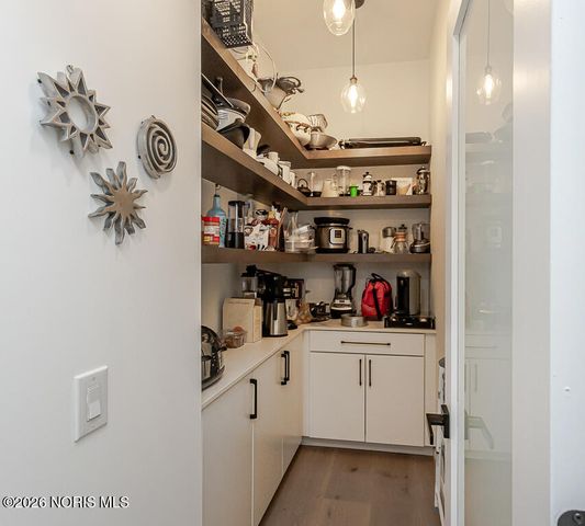 6744 W Meadows Lane, Maumee, OH 43537