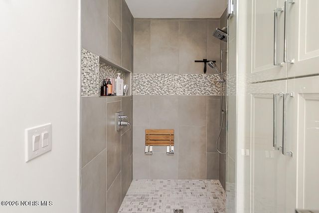 6744 W Meadows Lane, Maumee, OH 43537