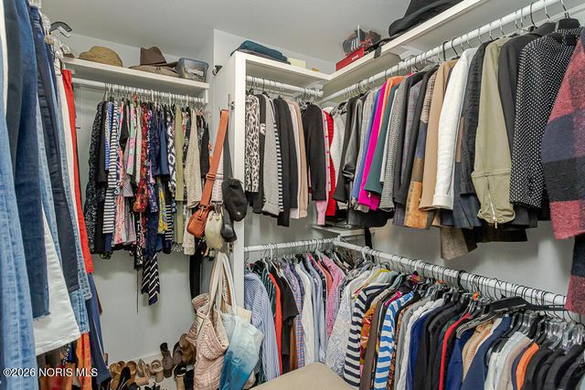 6744 W Meadows Lane, Maumee, OH 43537