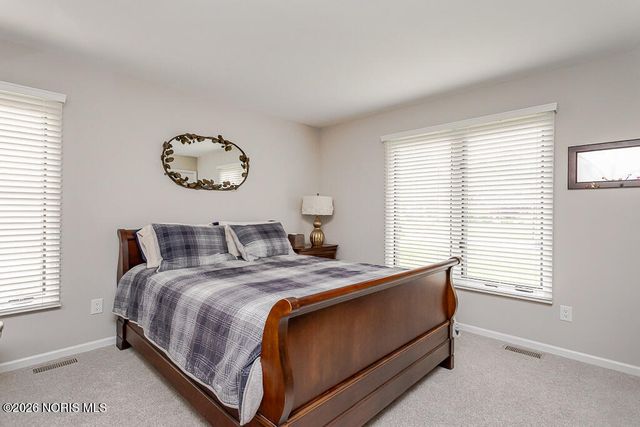 6744 W Meadows Lane, Maumee, OH 43537