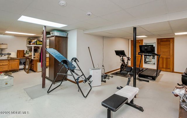 6744 W Meadows Lane, Maumee, OH 43537