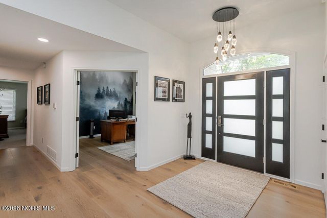 6744 W Meadows Lane, Maumee, OH 43537