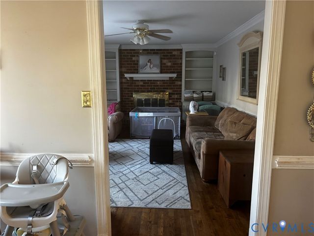 2910 W Waterford Way, Henrico, VA 23233