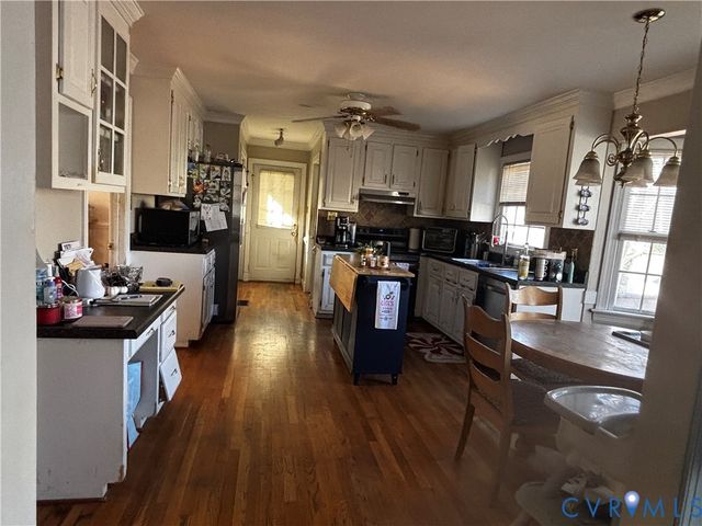 2910 W Waterford Way, Henrico, VA 23233