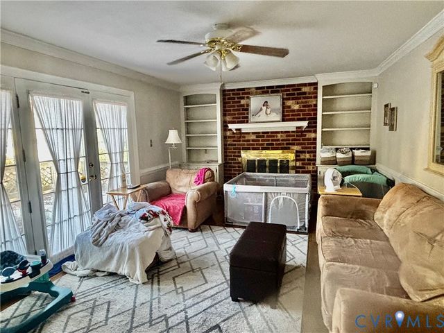 2910 W Waterford Way, Henrico, VA 23233