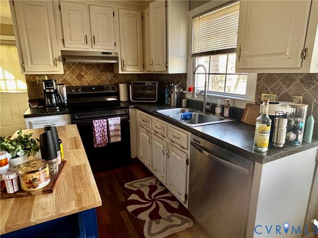 2910 W Waterford Way, Henrico, VA 23233