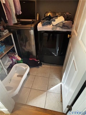 2910 W Waterford Way, Henrico, VA 23233