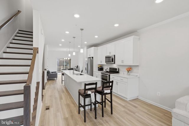 10308 VISTA SOLA WAY, Lanham, MD 20706