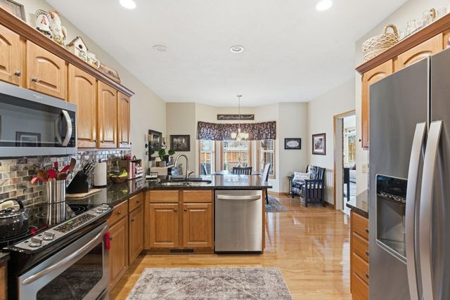 2325 W Camino Alto Street, Springfield, MO 65810