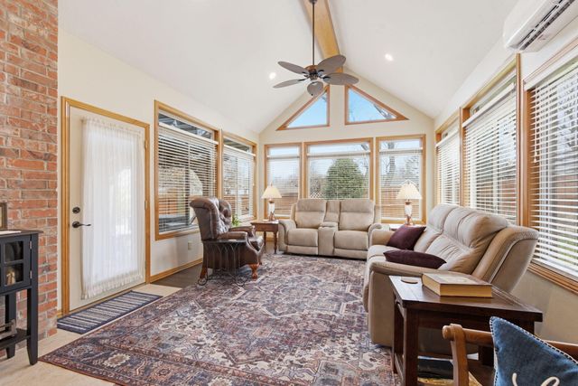 2325 W Camino Alto Street, Springfield, MO 65810