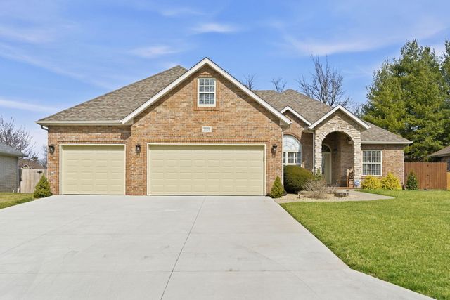 2325 W Camino Alto Street, Springfield, MO 65810