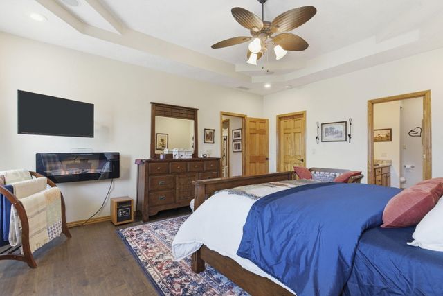 2325 W Camino Alto Street, Springfield, MO 65810