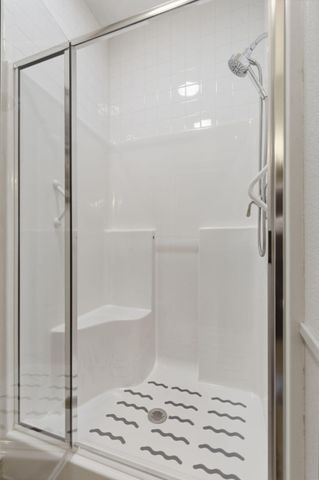 2325 W Camino Alto Street, Springfield, MO 65810