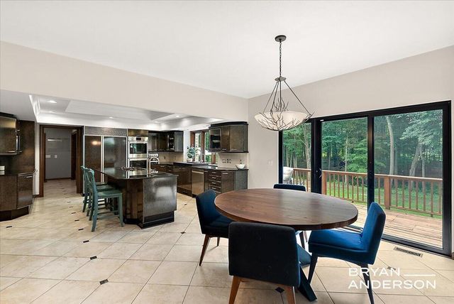 3324 Whitburn Court, Ada, MI 49301