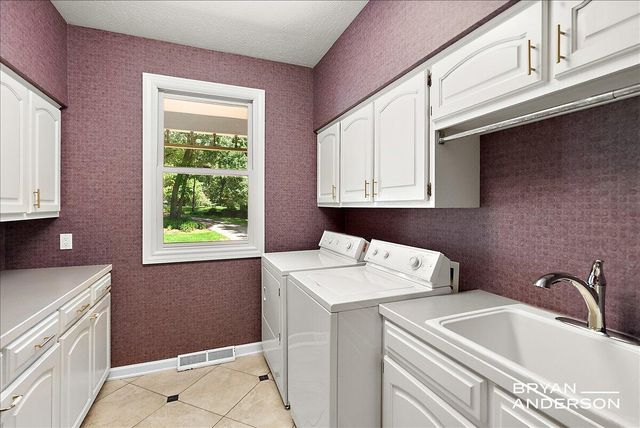 3324 Whitburn Court, Ada, MI 49301