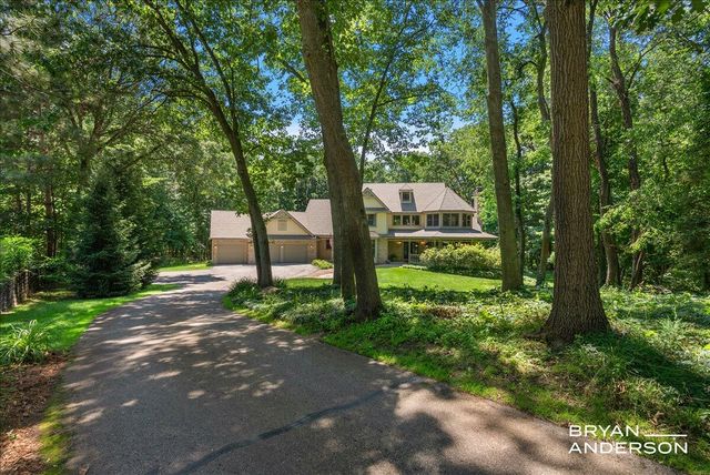 3324 Whitburn Court, Ada, MI 49301