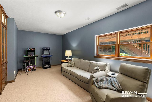 3324 Whitburn Court, Ada, MI 49301
