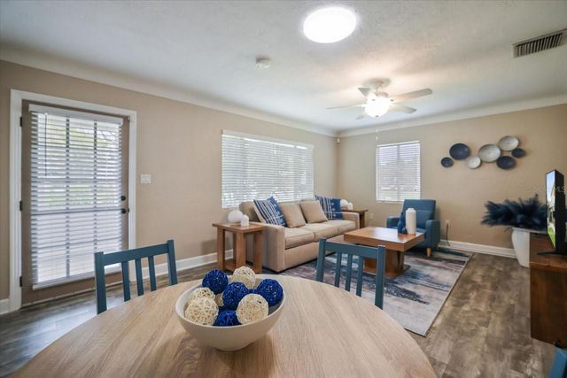 2126 HYDE PARK STREET, Sarasota, FL 34239