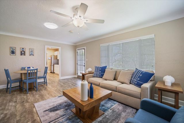 2126 HYDE PARK STREET, Sarasota, FL 34239