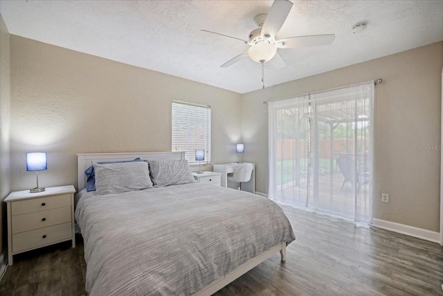 2126 HYDE PARK STREET, Sarasota, FL 34239