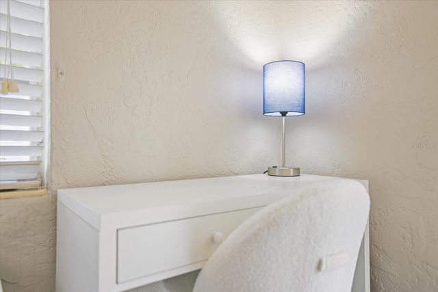 2126 HYDE PARK STREET, Sarasota, FL 34239