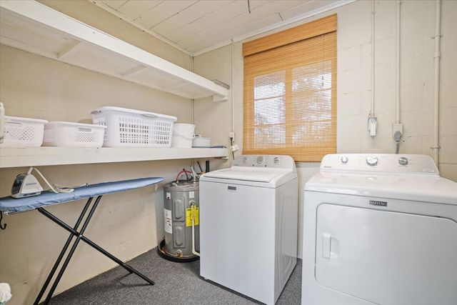 2126 HYDE PARK STREET, Sarasota, FL 34239