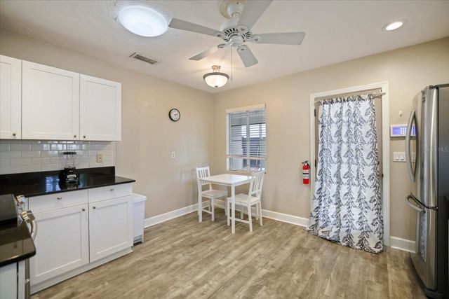 2126 HYDE PARK STREET, Sarasota, FL 34239