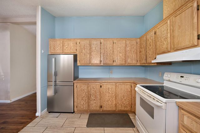 3542 Hokan Ln, Wheatland, CA 95692