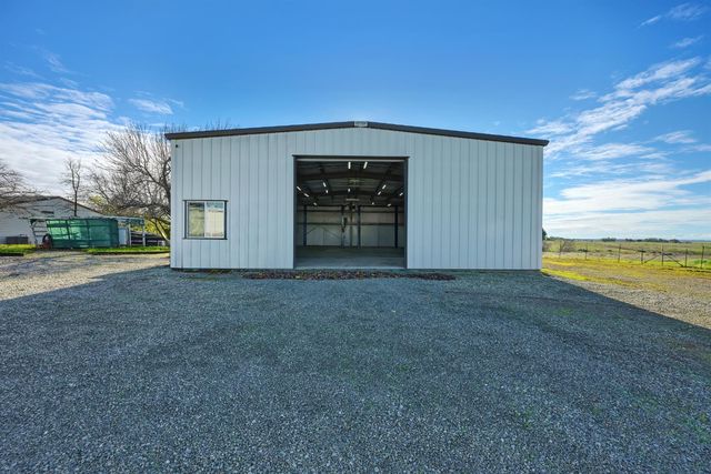 3542 Hokan Ln, Wheatland, CA 95692