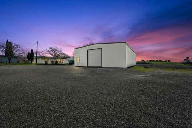 3542 Hokan Ln, Wheatland, CA 95692