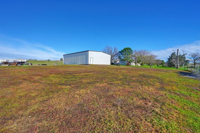 3542 Hokan Ln, Wheatland, CA 95692