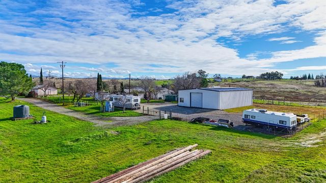 3542 Hokan Ln, Wheatland, CA 95692