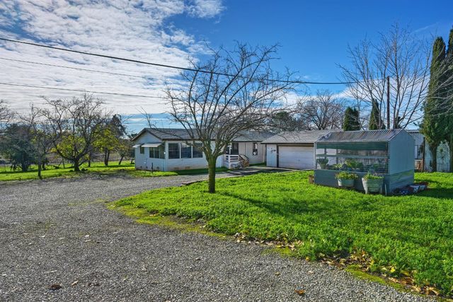 3542 Hokan Ln, Wheatland, CA 95692