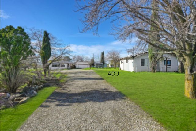 3542 Hokan Ln, Wheatland, CA 95692