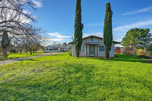 3542 Hokan Ln, Wheatland, CA 95692