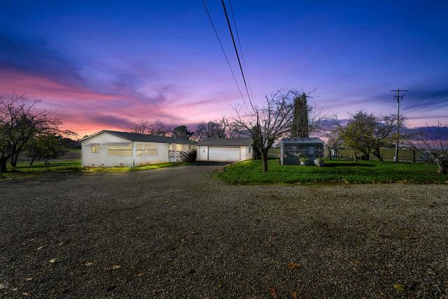 3542 Hokan Ln, Wheatland, CA 95692